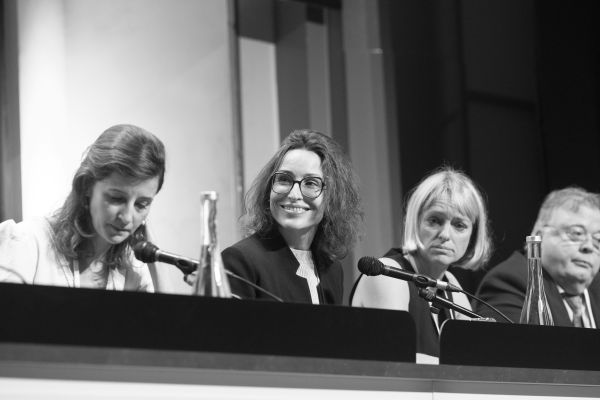 TABLES RONDES - Photo 2